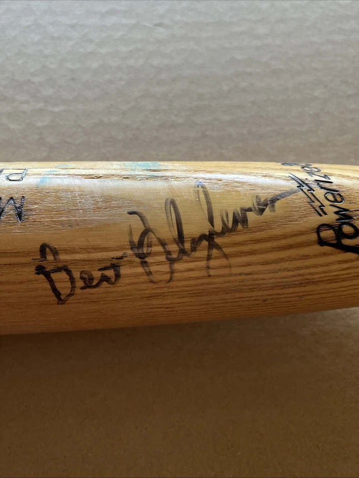 BERT BLYLEVEN MINNESOTA TWINS SIGNED LOUISVILLE SLUGGER BAT JSA MJR - Image 4 of 4