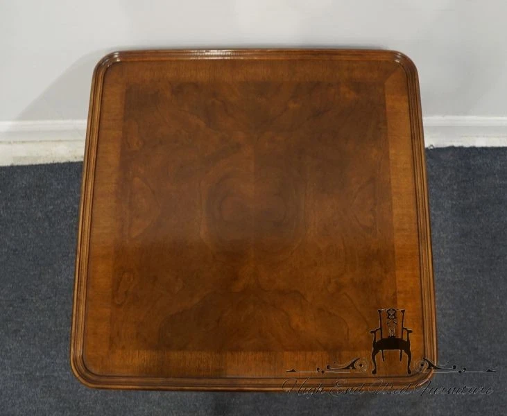 MUEBLES HENREDON Tradicional Bandas Caoba 28" Acento Cuadrado... Foto 4 de 4