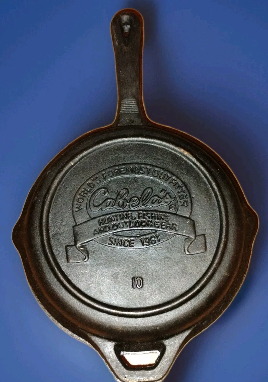 CABELA'S Cast Iron Double Spout Skillet 10 with Frying Pan Lid 10
