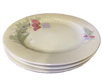 Kun Lun ceramic plates x 3 dinner plates 26.6 cm plates floral  used no chips
