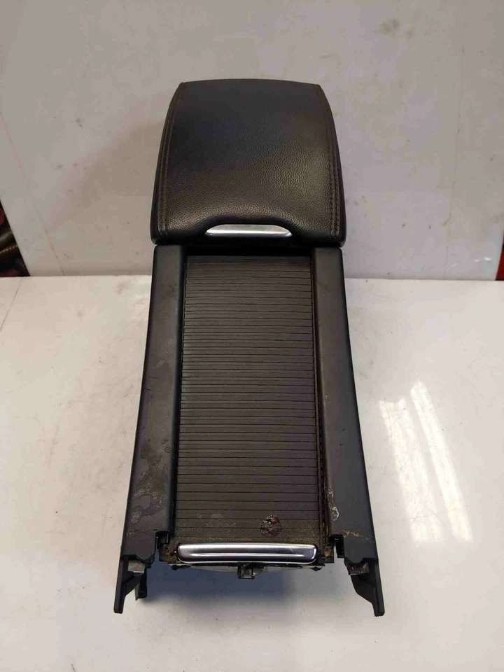 Volvo XC60 2014-2017 conjunto de consola central cuero negro (G701) OEM 68139203 Foto 2 de 4