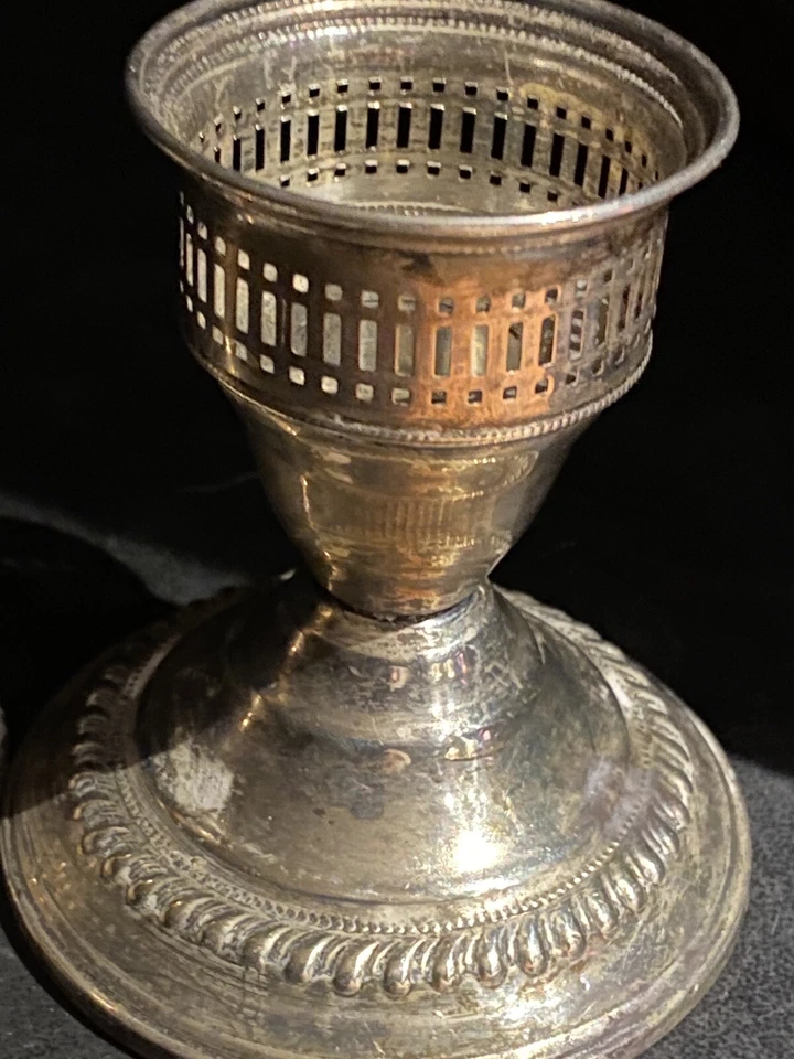 Juego de candelabros eduardianos de ley Foto 3 de 4