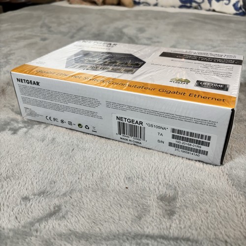 NETGEAR ProSafe GS105 5 Port Gigabit Desktop Switch NIB - Picture 3 of 5