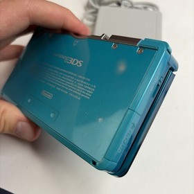 Nintendo 3DS Handheld Video Game Console Aqua Blue CTR-001 (USA) W Charger