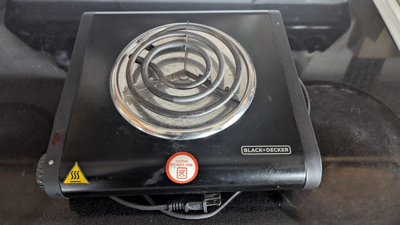Black & Decker Single Electric Burner Hot Plate Perfect For Travel Or Campers