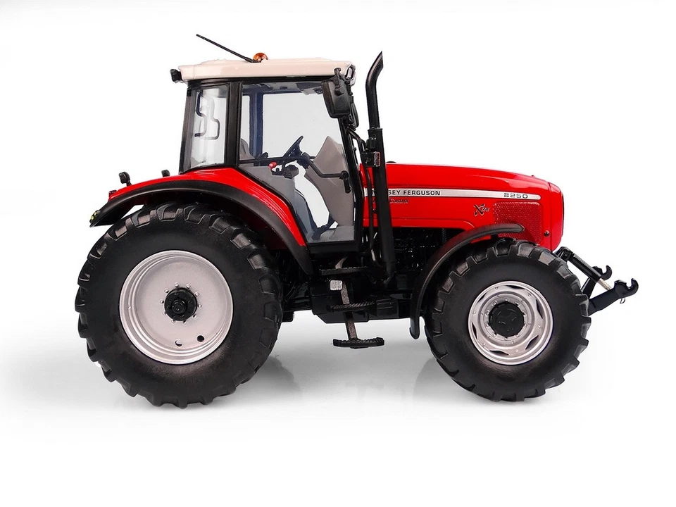 Universal hobbies 1/32 Massey Ferguson 8740 S Diecast Model Toy UH5293 - Image 2 of 4