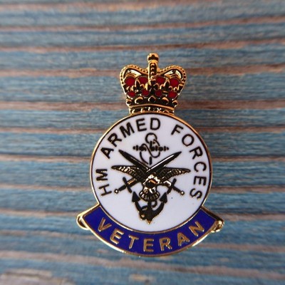 HM Bundeswehr Veteran Emaille Pin Anstecker