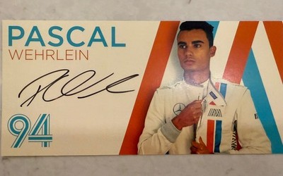 Formula 1 Team Manor Pascal Wehrlein driver card (Hand Signed
