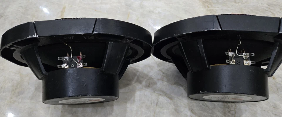 JBL T545 ORIGINAL - New Foam - Image 2 of 4