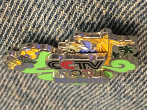 Pin de medios olímpico de Río 2016 ~ CCTV ~ 3D ~ pin-on-pin - Imagen 2 de 2