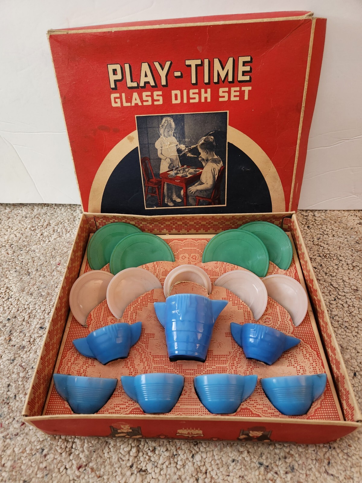 Vintage 16 Piece Akro Agate Co. Child's Play Time Glass Dish Set W/Box
