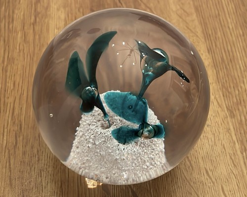 "Pisapapeles vintage de vidrio artístico flor verde orbe esfera globo 3""" - Imagen 3 de 5