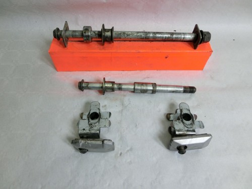 Suzuki SV 650 S (AV)(4) 99-02 Steckachse Vorderrad , Hinterrad + Kettenspanner