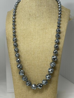 GORGEOUS Silvertone Blue Gray Signed TRIFARI Plastic Faux Pearl 34'' Necklace