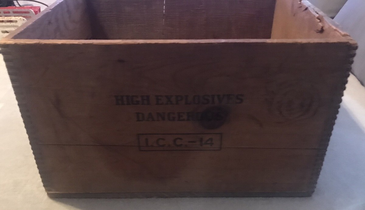 Vintage Wood Explosives Crate Dupont Pyrotol Dynamite Box Bureau