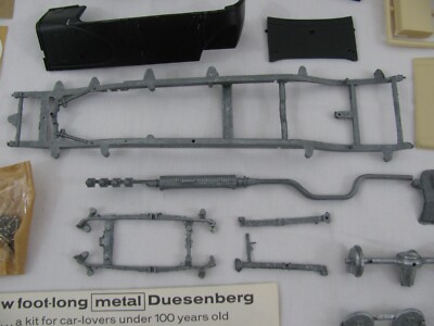車　クラシックカー　メタルキット　１/１８　Ｄｕｅｓｅｎｂｅｒｇ　モデルＳＪ 車 クラシックカー メタルキット 1/18 Duesenberg