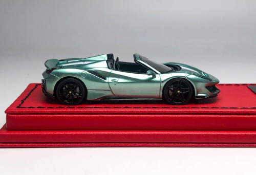 RW 1:64 488 Pista Convertible Super Racing Sport Modell Diecast Resin Auto Neu - Bild 2 von 10