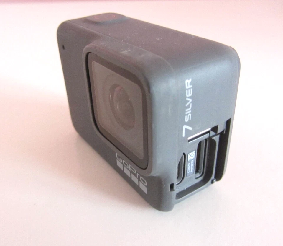 GoPro Hero 7 Silver 4k Action Camera (Not power up) - Image 3 of 4