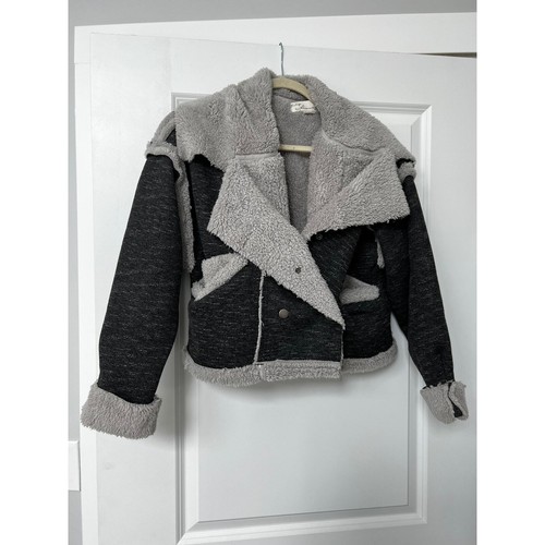 NWOT Vintage Havana Women's Shearling Teddy Bear Crop Moto Jacket - Small - Picture 3 of 6