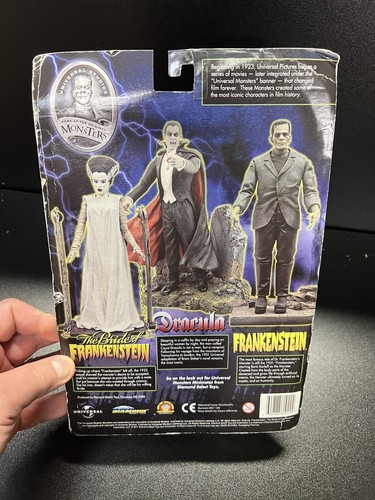 Toys R Us Exclusive Universal Monsters The Bride of Frankenstein Diamond Select - Picture 8 of 12
