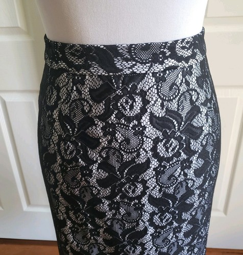 Nubiano New York Women 2PC Unique Lace Black White Green Satin Skirt Suit Size 8 - Picture 11 of 11