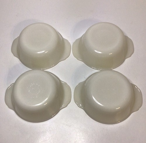 Fire King Off White Individual Casserole Dishes With Clear Lids 8 Oz Set Of 4 - Picture 4 of 12
