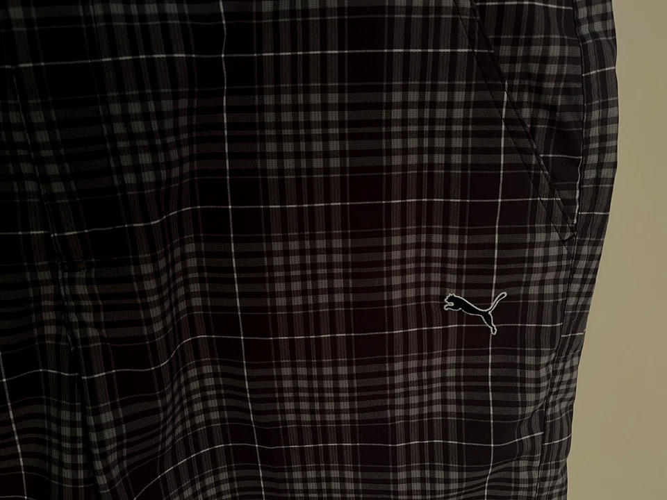 Puma Golf Hombre Negro, Gris y Blanco Cuadros Frente Plano Pantalones Cortos 34 11" Entrepierna Foto 2 de 4