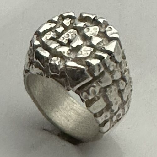 MJG ARGENTO STERLING. ANELLO PEPITA PESANTE. TOP ROTONDO. BIKER. 31 GR. TAGLIA 10+ - Foto 2 di 6