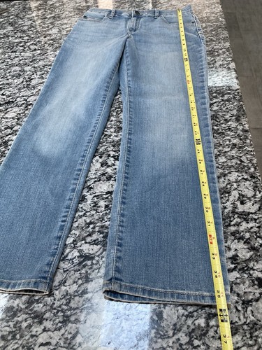 NWT! The Children's Place Straight Leg Jeans Size 12 Blue Light Wash - Picture 7 of 12