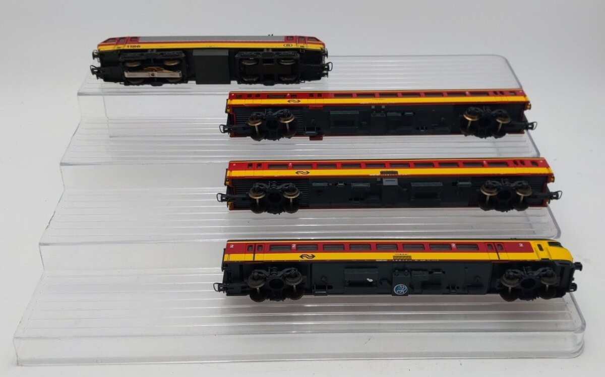 Lima HO SCALE 鉄道模型 セット LIMA HO】新幹線0系4両編成R370走行と外装内部分解3D各矢視詳細写真