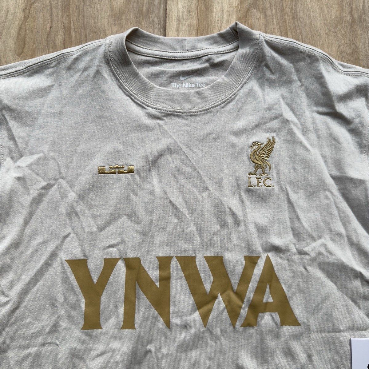 ウェア Liverpool Lebron James YNWA XL Nike Liverpool FC x LeBron James 2024 Men's MX90 LS Tee