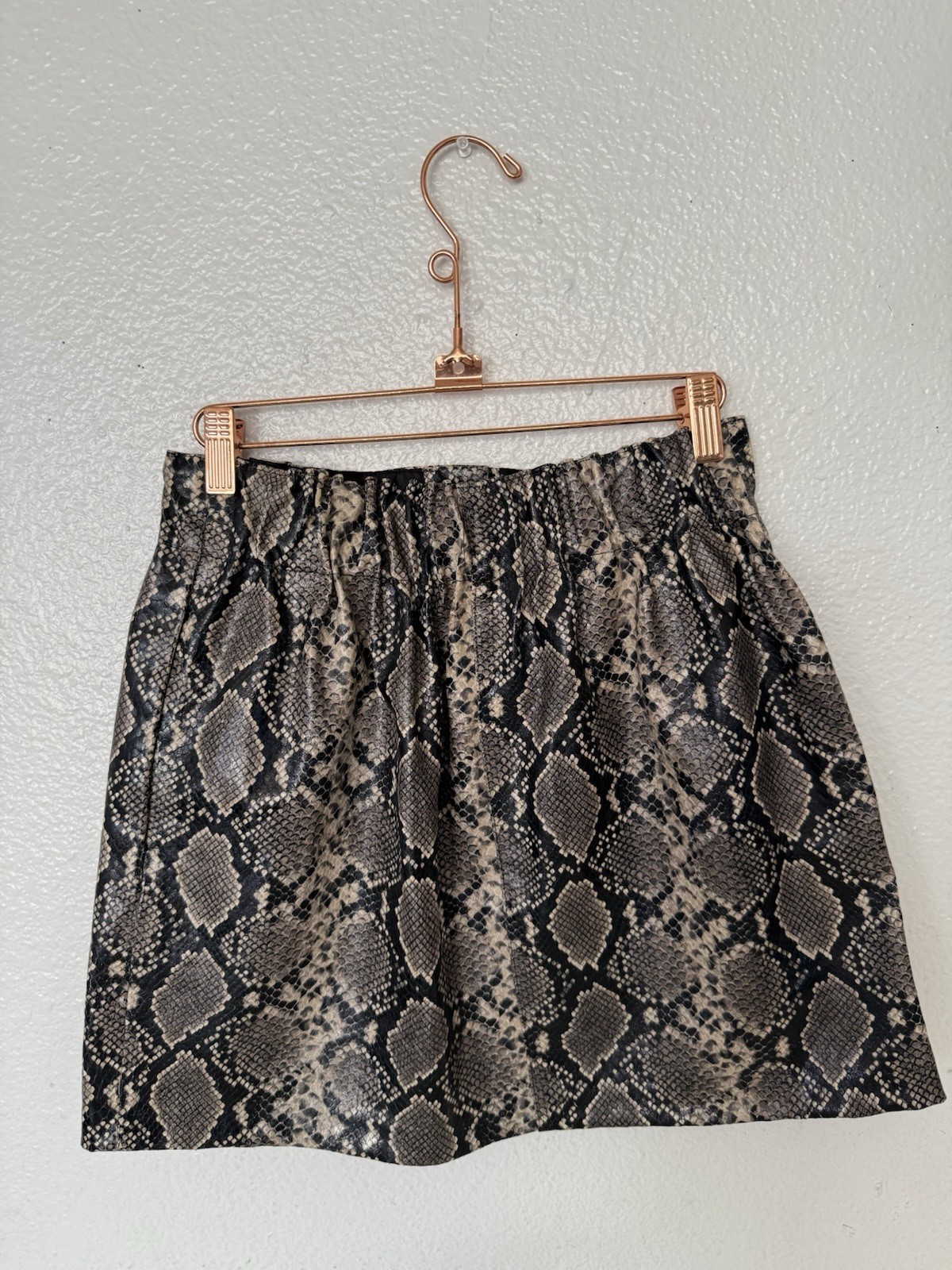ZARA Basic Snakeskin Button Front Mini Skirt Size… - image 6