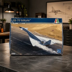 xB 70 Valkyrie Model | eBay