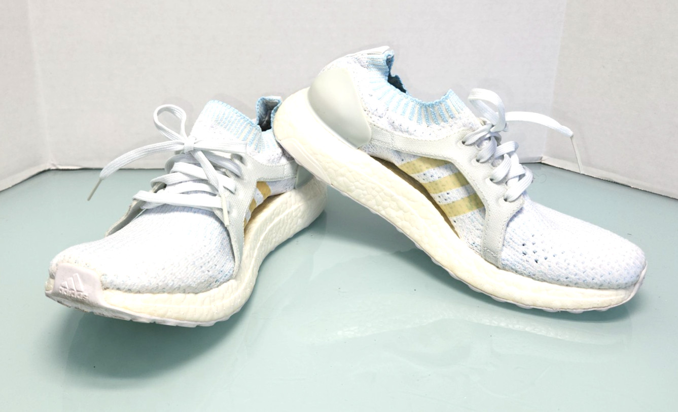 Adidas women's Parley Ultraboost X icey Blue light sneakers Sz 7.5