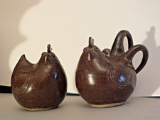 Claudia Krempl (1941--2017) coppia Gallo e Gallina ceramica anni '60 h.cm8 per 8