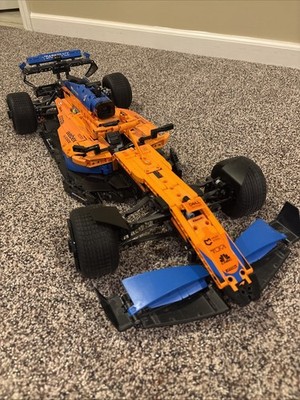 LEGO Technic McLaren Formula 1 Race Car (42141)   Complete Set, No Box