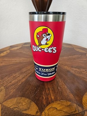 BUC-EES BRAND NEW YUKON OUTFITTERS RED 20 OZ TUMBLER