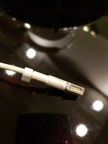 Apple A1344 60W MagSafe Power Adapter for MacBook and 13 inch MacBook Pro A1344  - Afbeelding 2 van 5