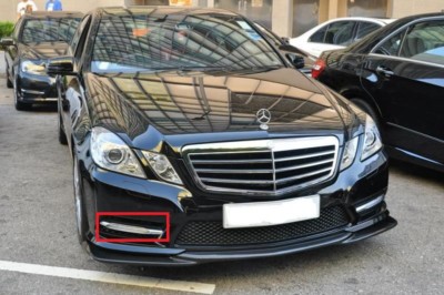 New Genuine Mercedes E W212 Front Bumper DRL Right Grill Chrome 