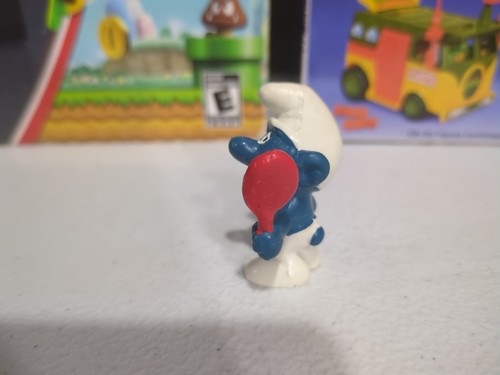 Smurf Figurine Smurfs Mirror Vanity Handsome Cute 1972 Schleigh Peyo Hong Kong - Picture 2 of 5