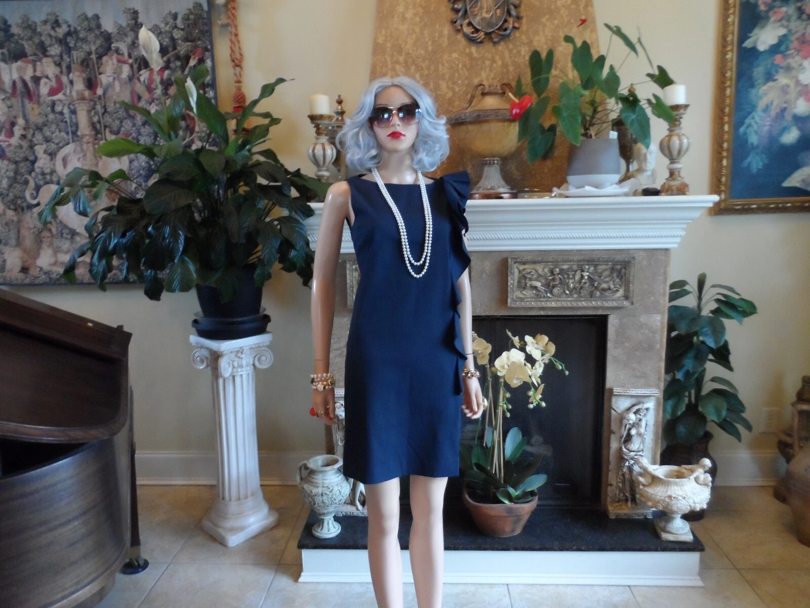 Abito in guaina blu navy rosso Valentino con dettaglio arricciacapelli laterali SIze IT 44 US 6