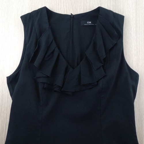 Cue Sheath Dress Women's Size 10 Fitted Sleeveless Ruffled V Neck Knee Length - Picture 8 of 14