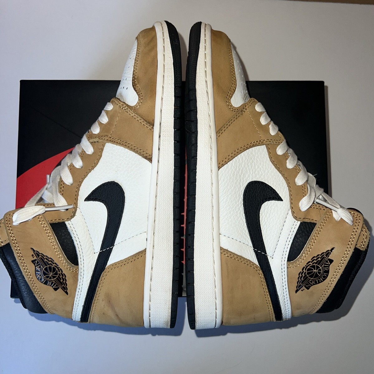 シューズ(男性用) Nike Air Jordan High Rookie of the Year FIRST LOOK: AIR JORDAN 1 OG HIGH 
