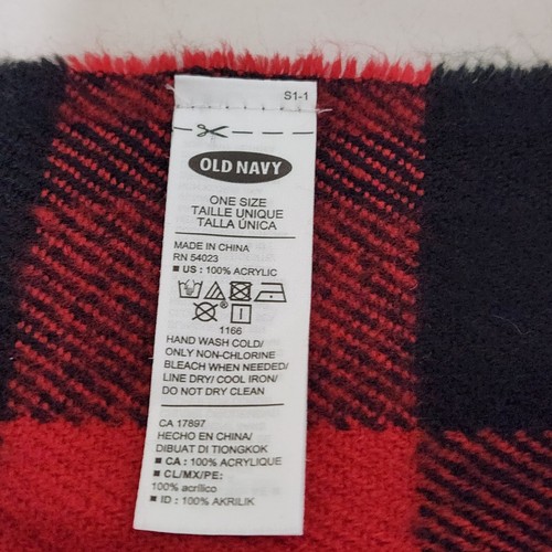 Old Navy Red Buffalo Plaid Rectangle Scarf Acrylic Fringe 70"x13" - Picture 5 of 5