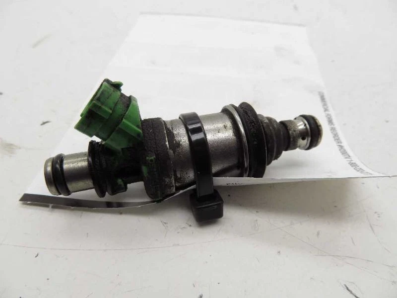 04-07 TOYOTA HIGHLANDER 2.4L 4CYL Inyector de combustible  Foto 4 de 4