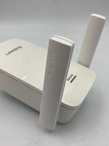 Linksys AC750 Boost Dual-Band Wi-Fi Gigabit Range Extender/Repeater RE6300 - Picture 5 of 6