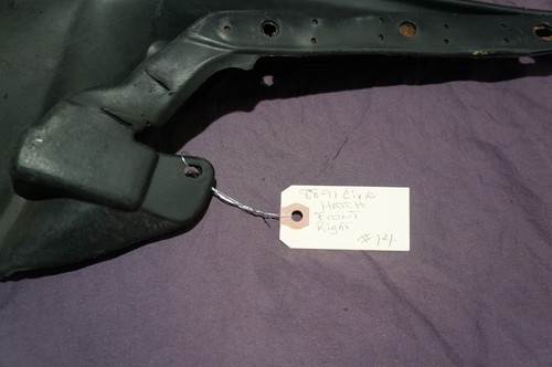 OEM Honda 75800-SH3-A000-R 88-91 Civic Hatch Front Right Mud Guard Genuine - Picture 14 of 14