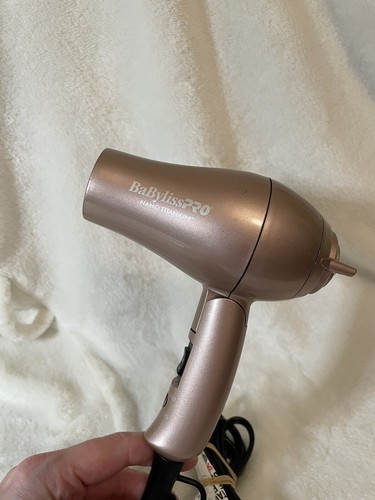 BaByliss PRO Nano Titanium Hair Dryer Travel Size Blow 1000W  Rose Gold Foldable - Picture 4 of 15