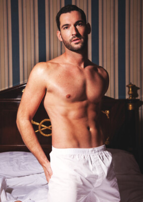 Tom Ellis - Poster Sexy Hot DIN A4 - Kunst Geschenk Wand Pin Up Bild Foto