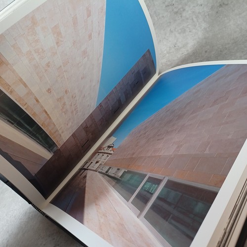 AIRES MATEUS Livrario Almedina - Picture 18 of 24